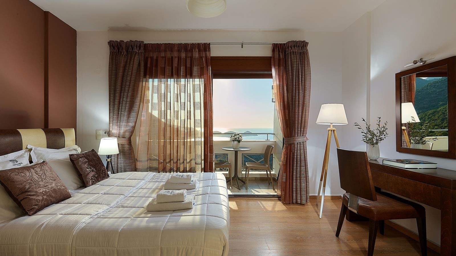 rooms-okeanides-luxury-villas