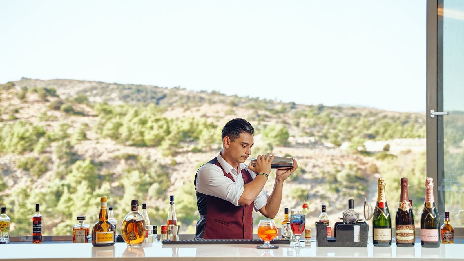 bars-sun-beam-main-bar