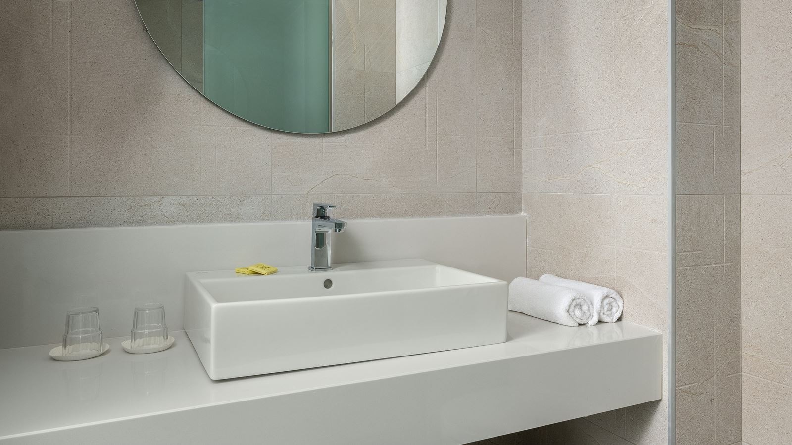 rooms-double-room-mountain-view