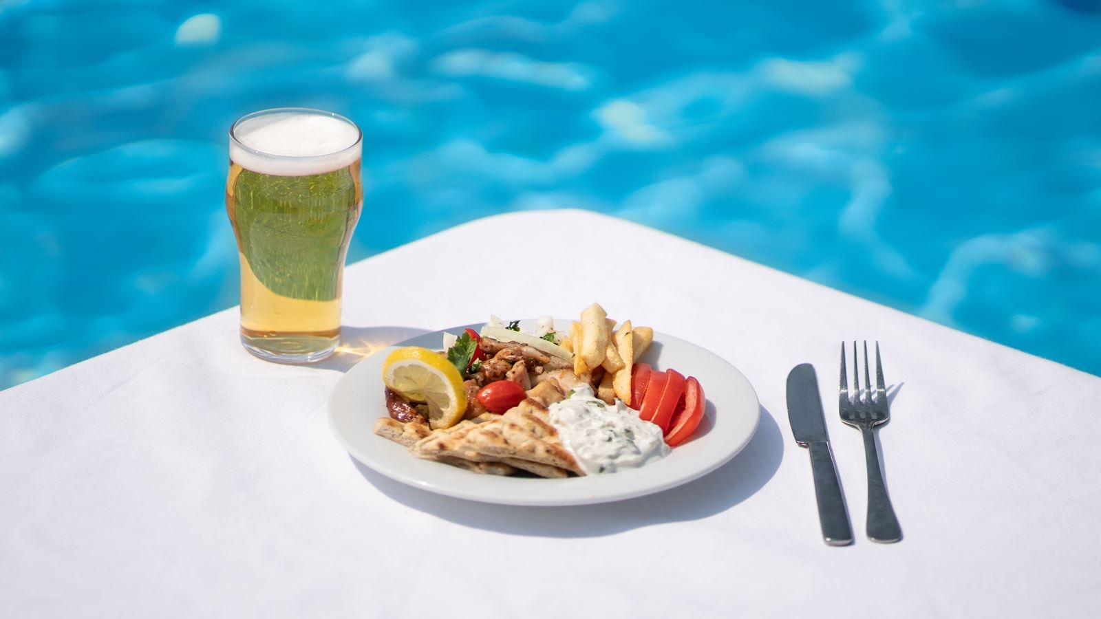 restaurants-diogenis-beach-and-snack-restaurant