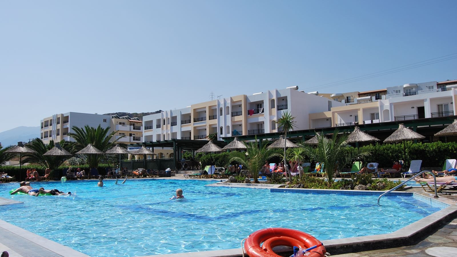 pools-outdoor-childrens-pool