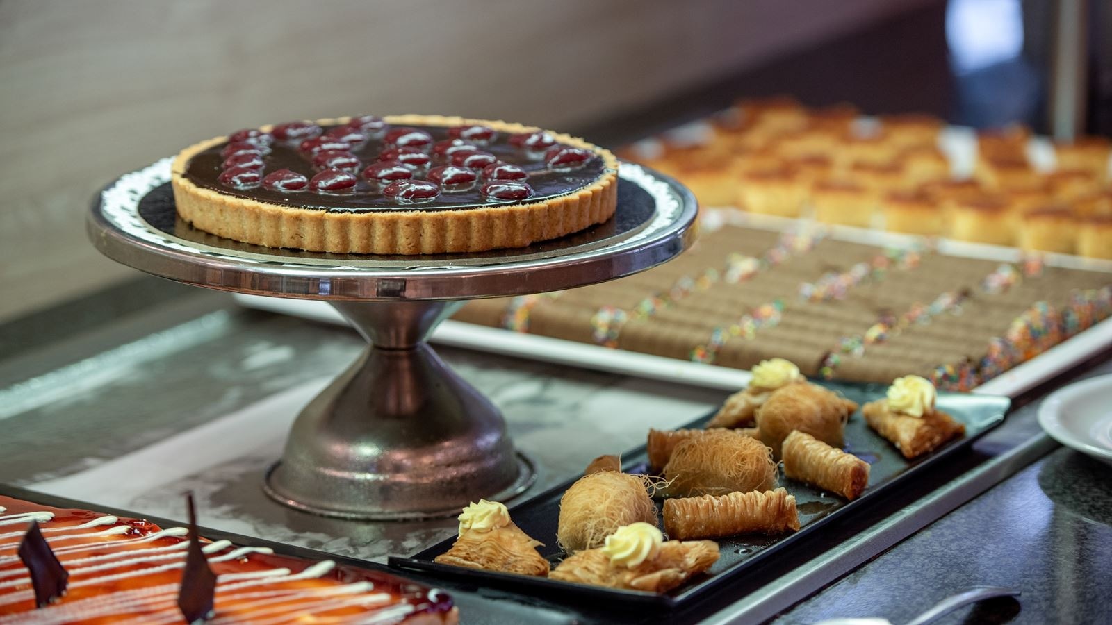 restaurants-mediterraneo-main-restaurant