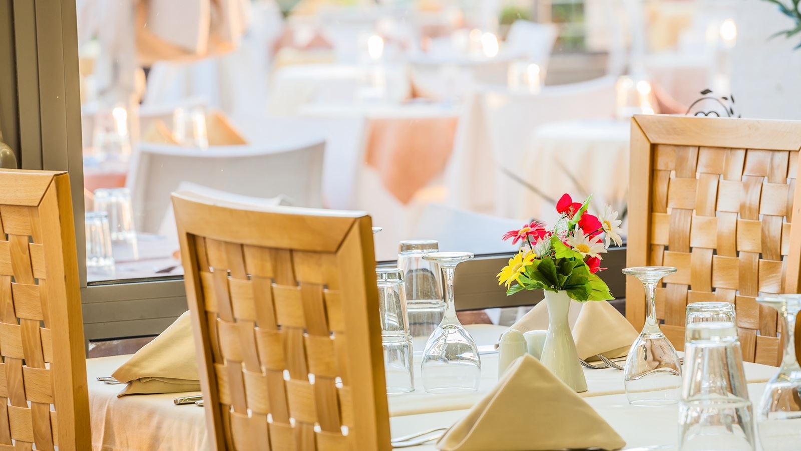 restaurants-main-restaurant-elia