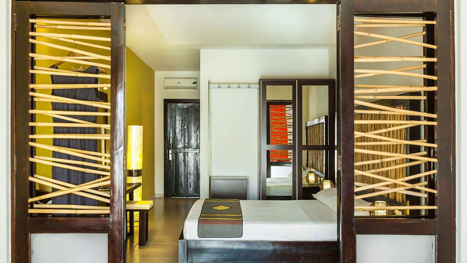 rooms-junior-suite-1bedroom-garden-view