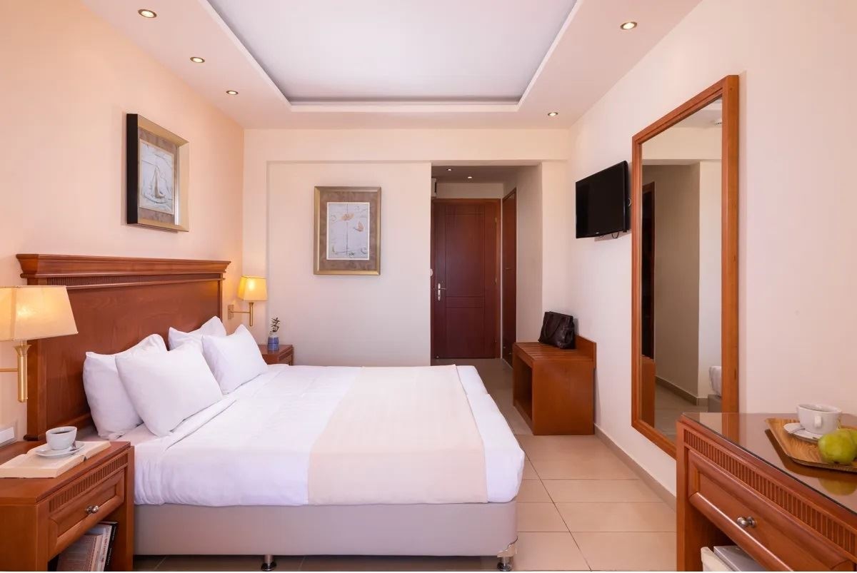 rooms-deluxe-double-or-twin-room-sea-view