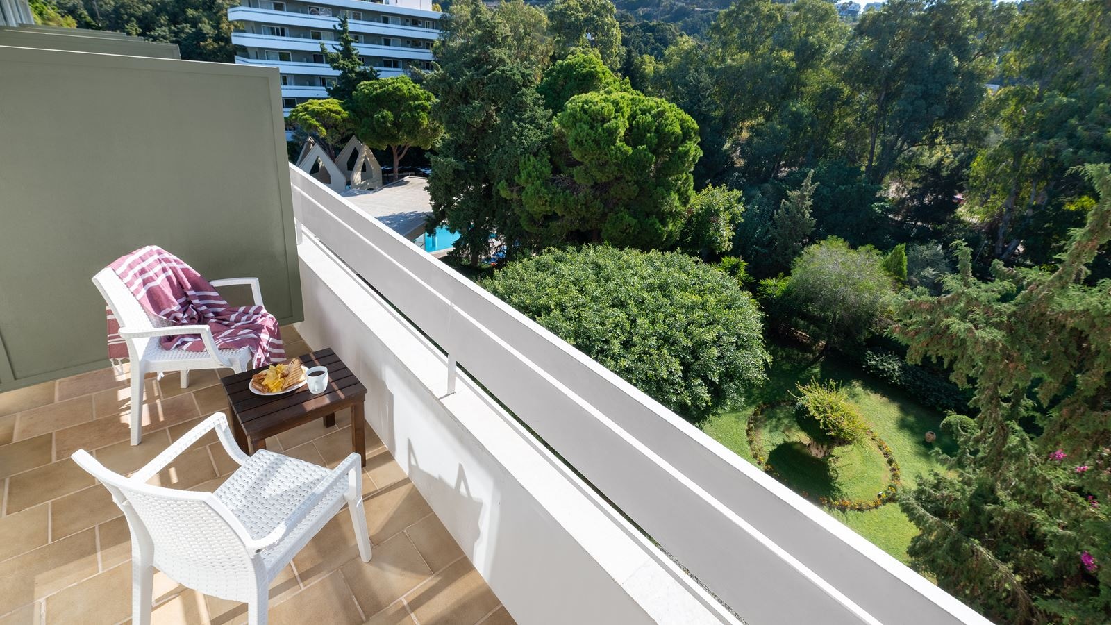 rooms-double-room-promo-with-balcony