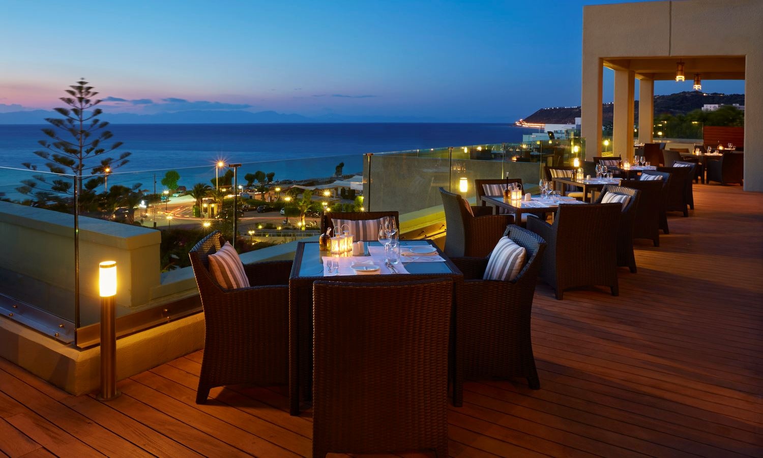 restaurants-l-onda-italian-restaurant