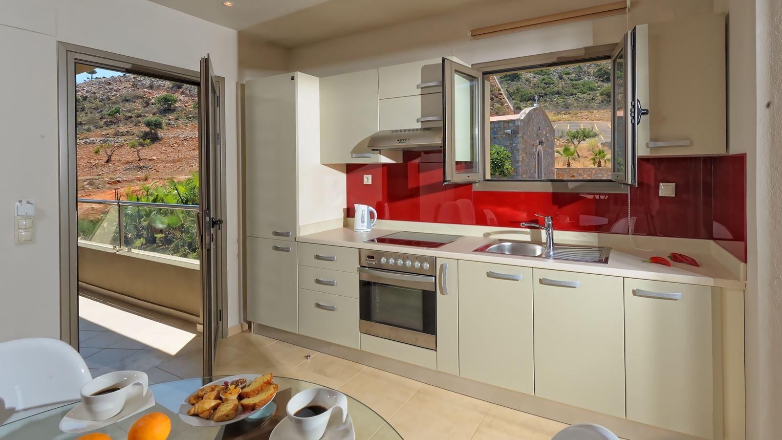 rooms-deluxe-suite-sea-view