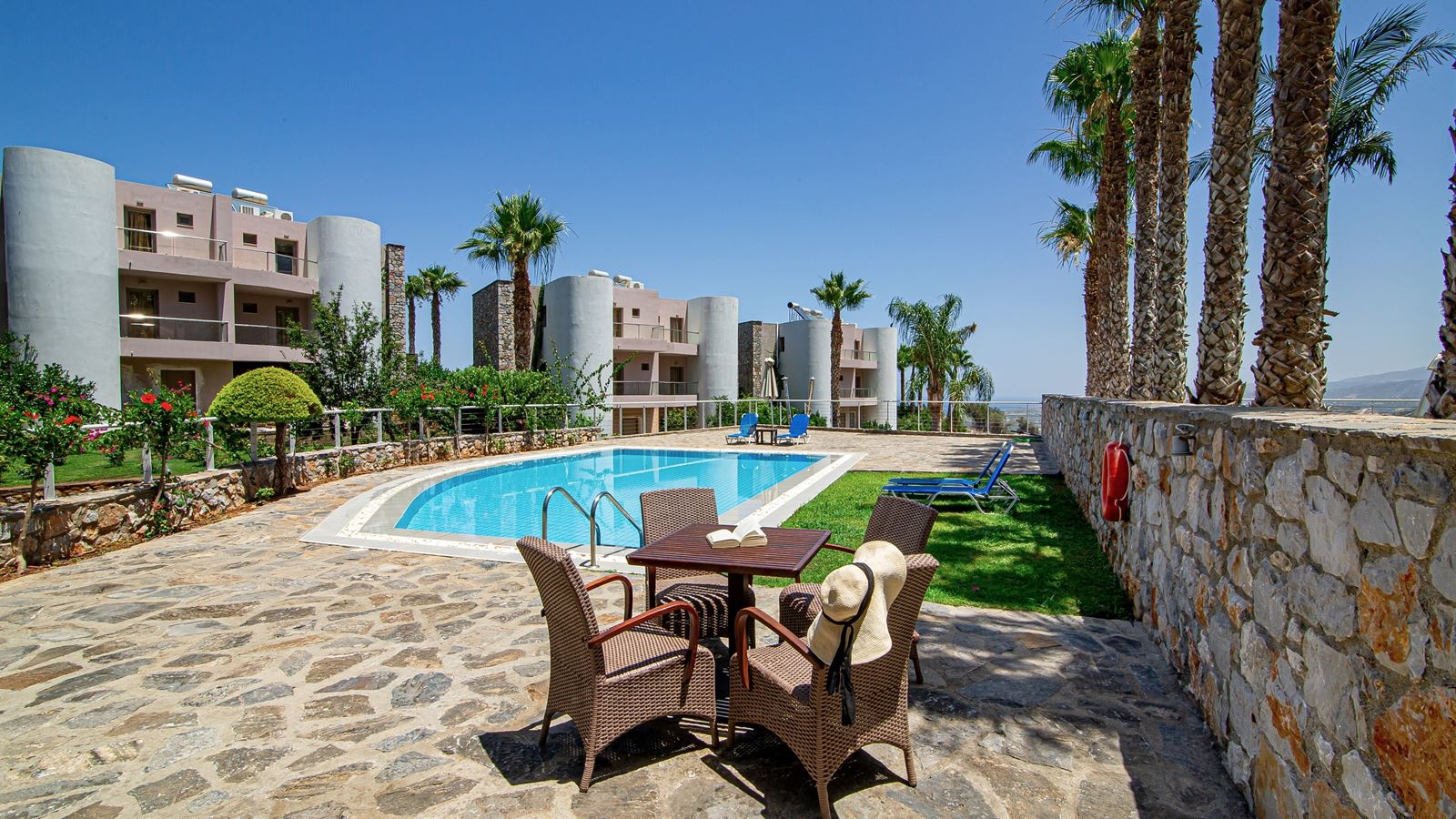 rooms-standard-1-bedroom-villa-private-pool