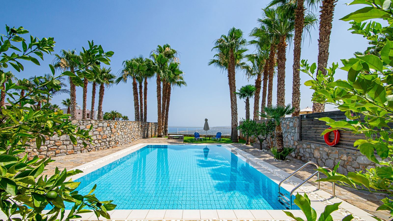 rooms-ambassador-1-bedroom-villa-private-pool-sea-view