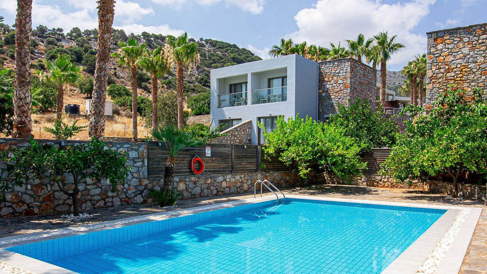 rooms-ambassador-1-bedroom-villa-private-pool-sea-view