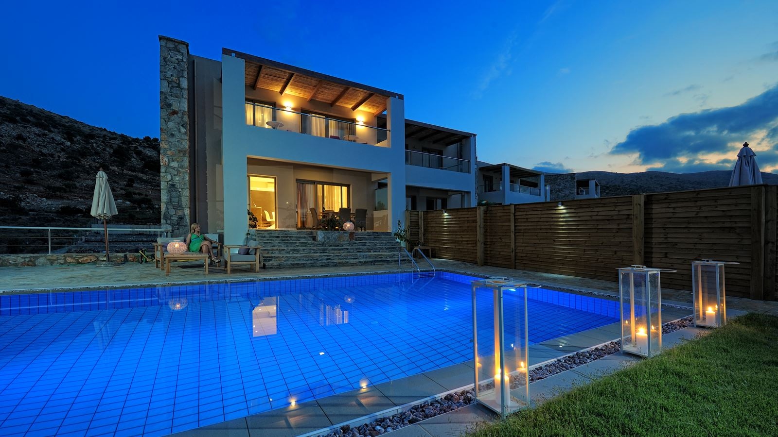 rooms-royal-2-bedroom-villa-private-pool-270°-sea--mountain-view