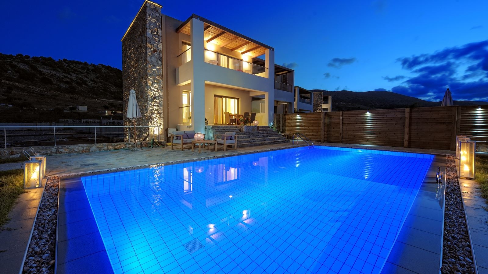 rooms-royal-2-bedroom-villa-private-pool-270°-sea--mountain-view