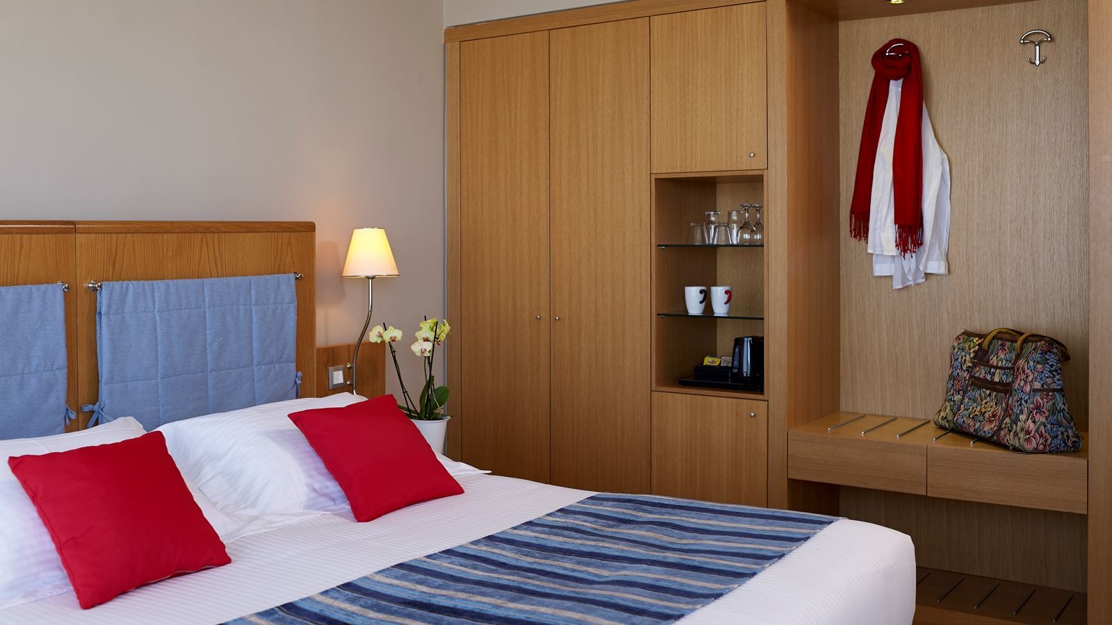 rooms-double-room-sea-view