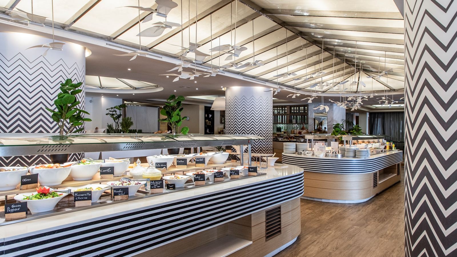 restaurants-flavours-of-eden-main-buffet-restaurant