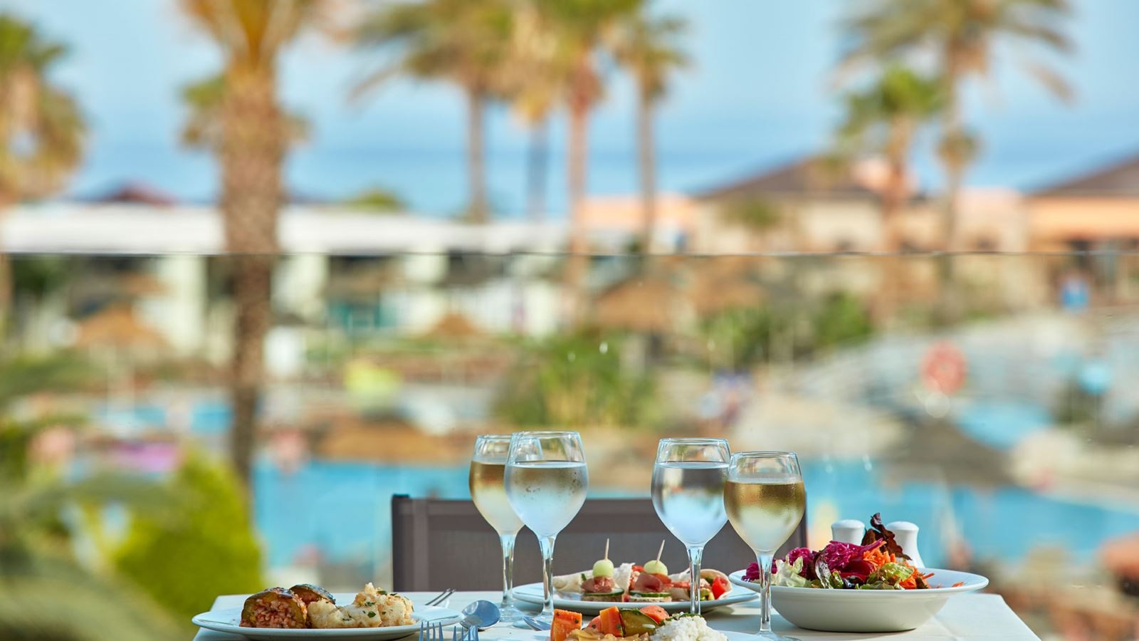 restaurants-thalassa-main-restaurant