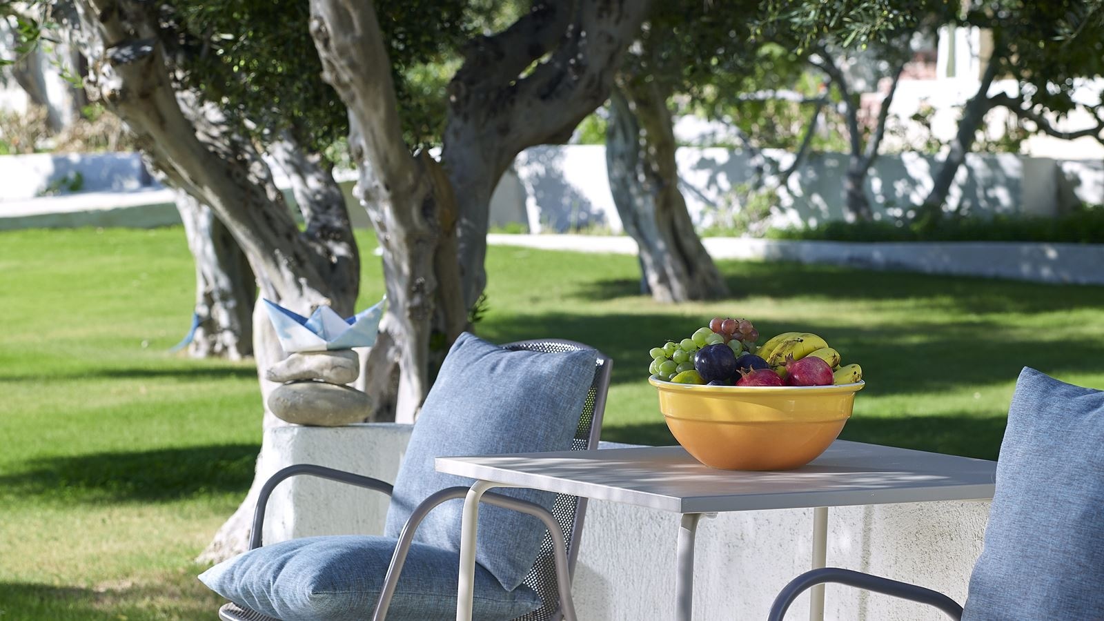 rooms-deluxe-double-room-garden-view