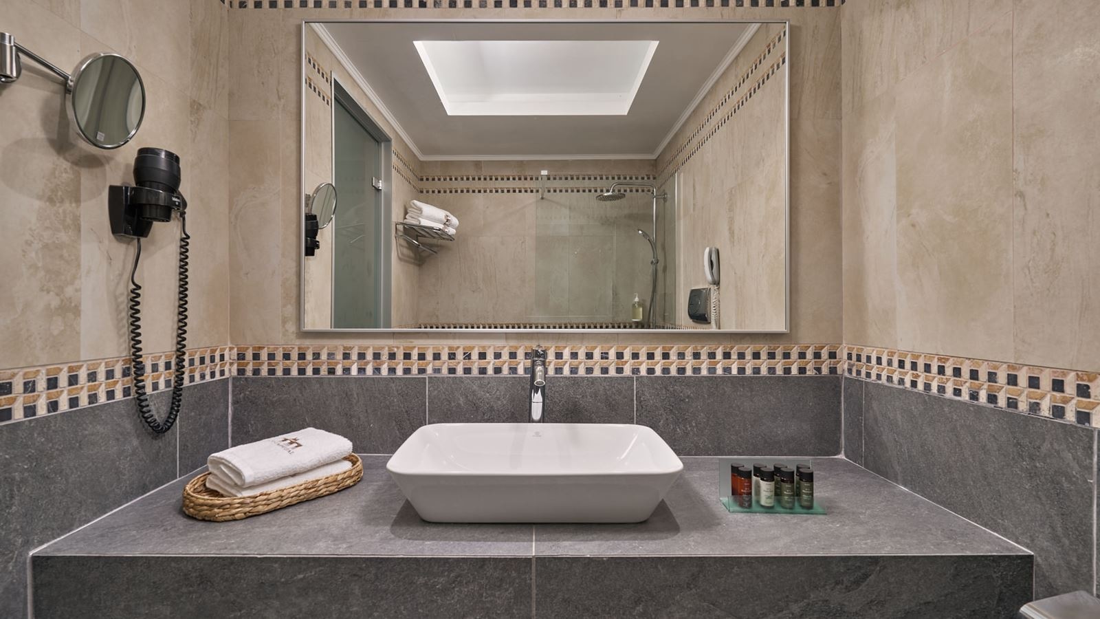 rooms-family-sv-1-bedroom