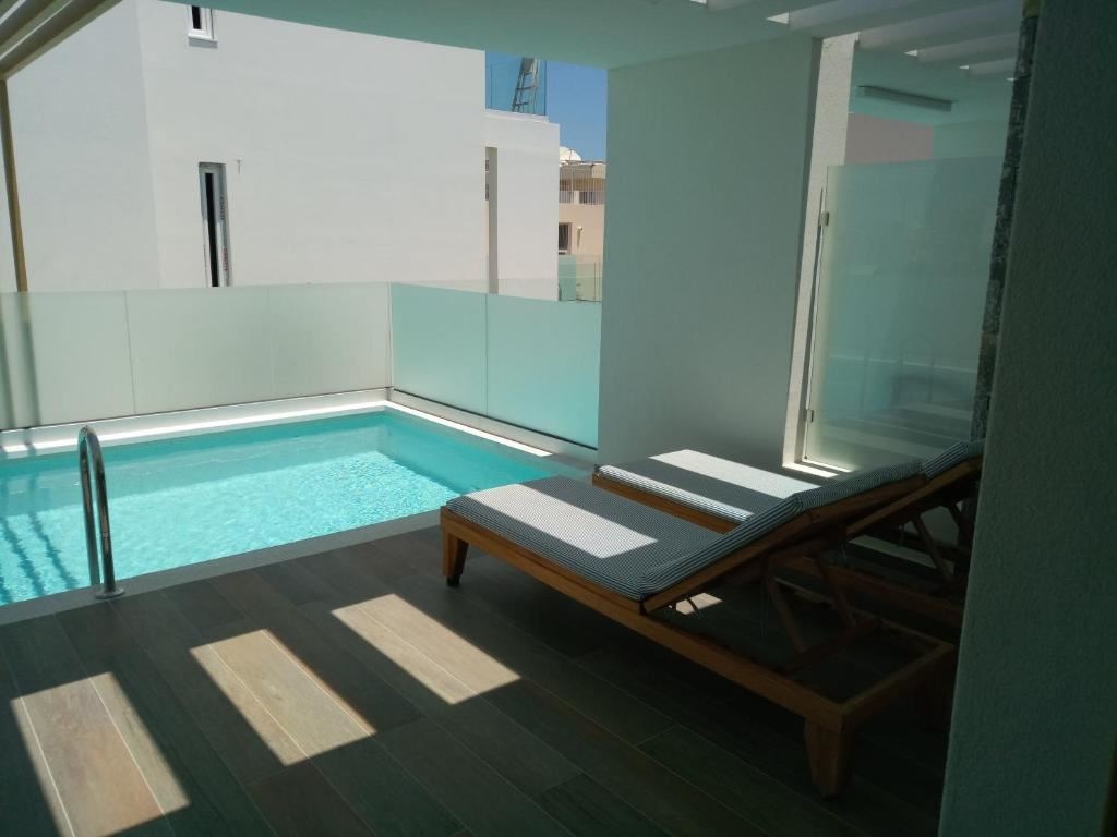 rooms-room-superior-double-private-pool