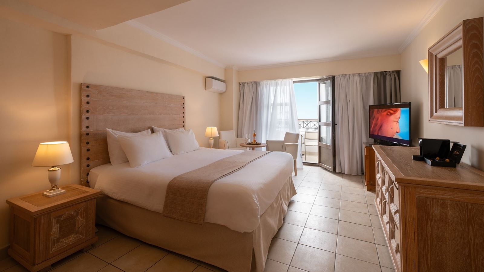 rooms-suites-sea-view