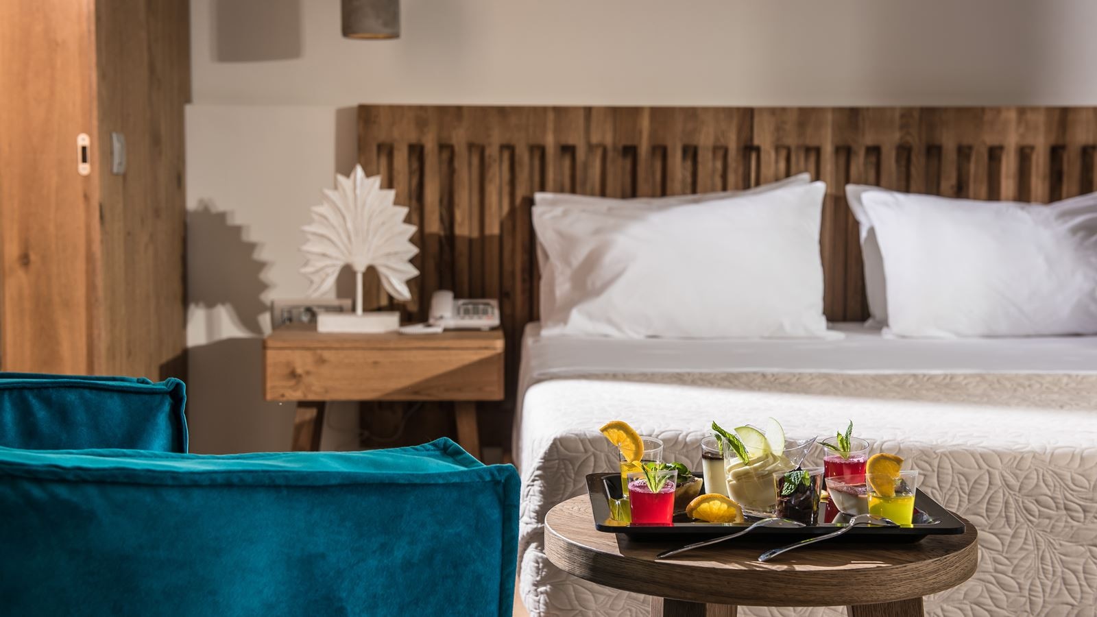 rooms-room-classic-cityview-a-building