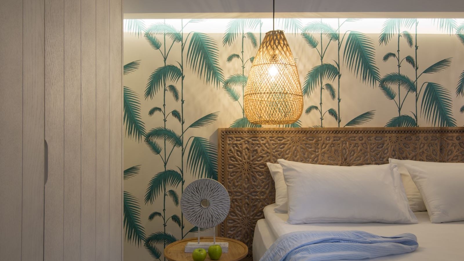 rooms-room-classic-double-bcd-building-basement