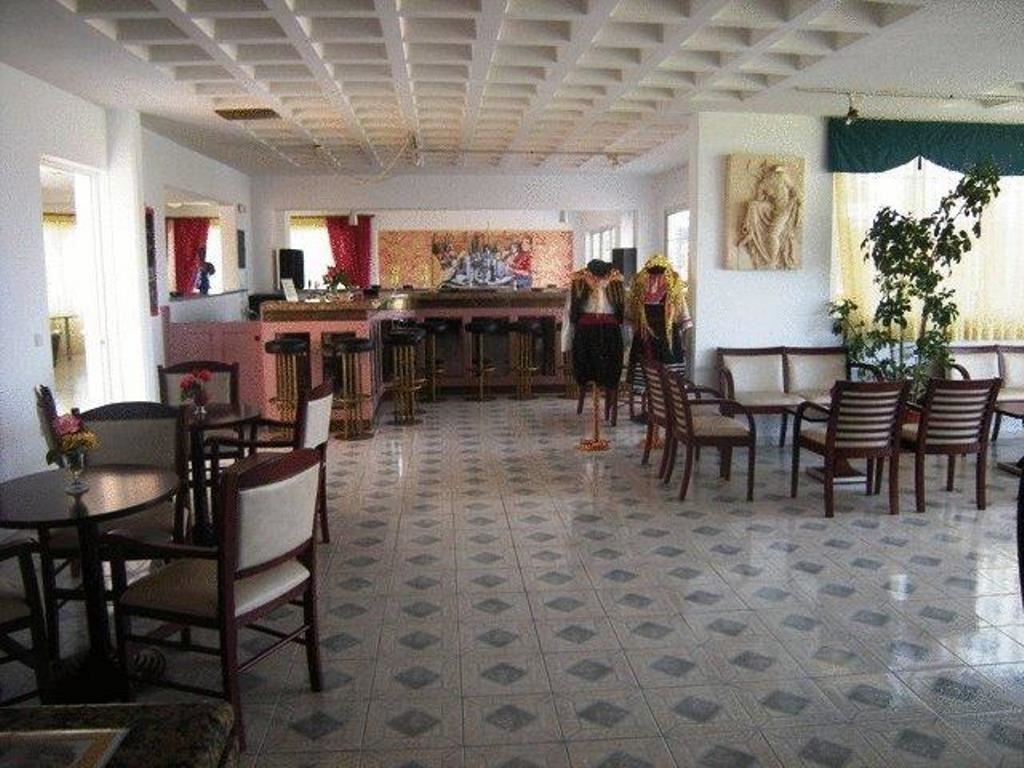 restaurants-main-restaurant