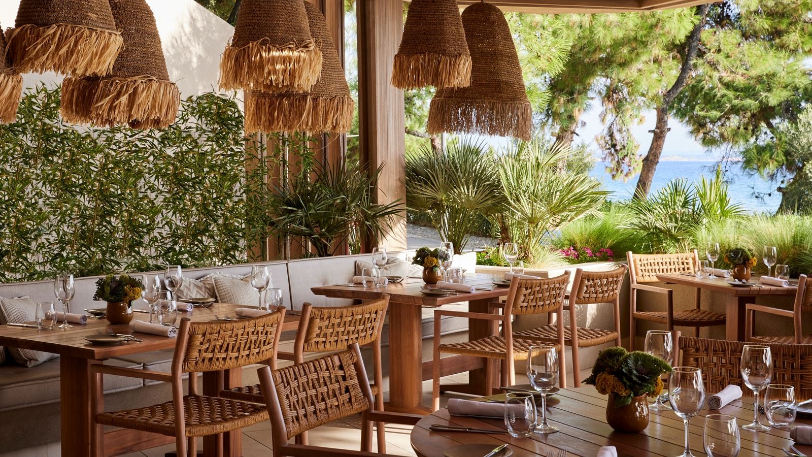 restaurants-beach-club