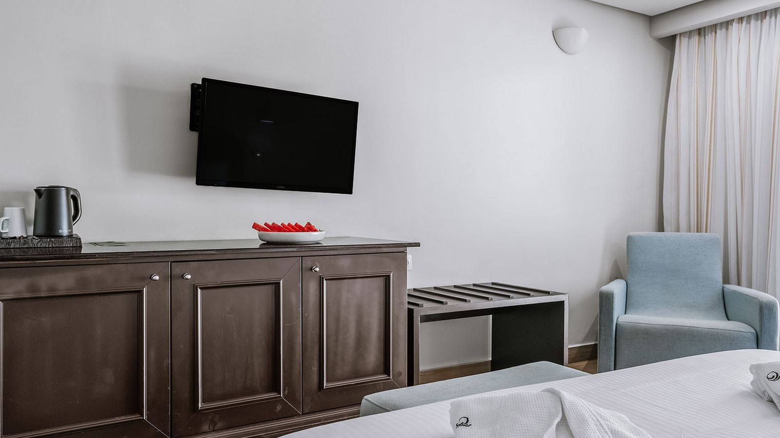 rooms-standard-double-gardenview-balcony-or-terrace