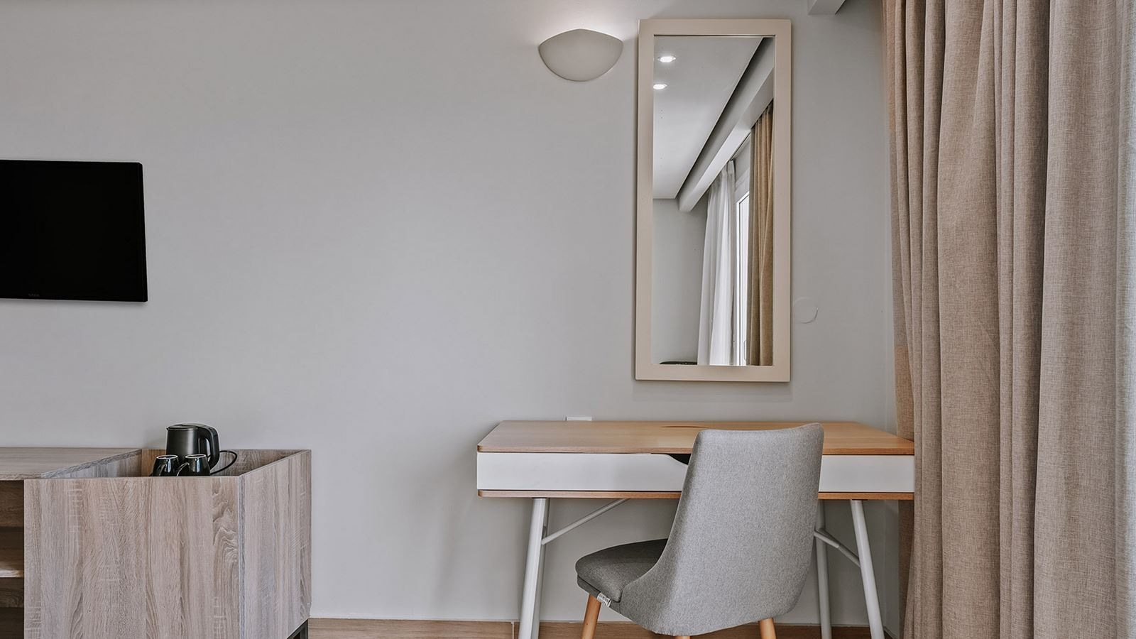 rooms-superior-double-seaview-balcony