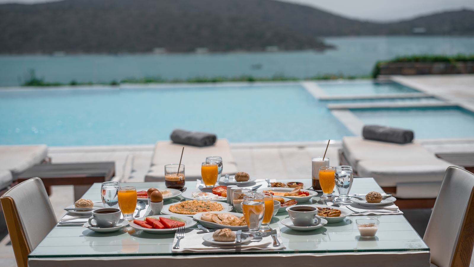 restaurants-athina-main-restaurant