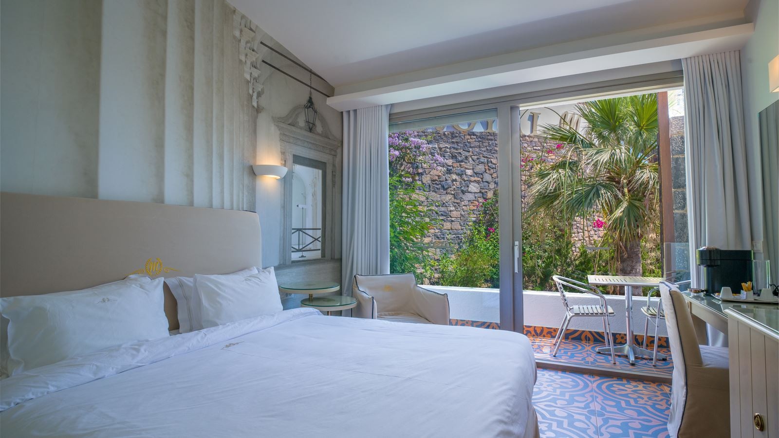 rooms-single-use-standard-mediterranean-room-sv