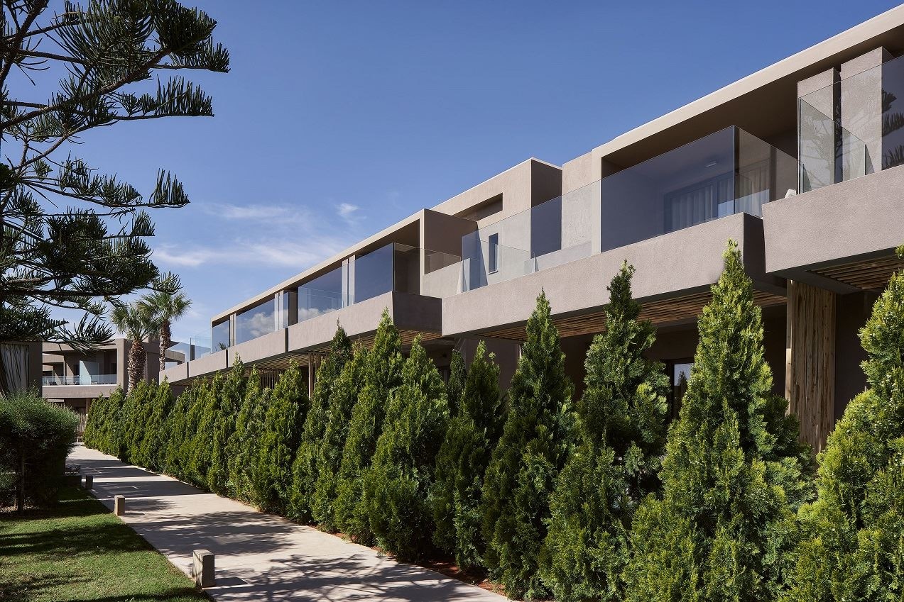 rooms-suite-garden-view