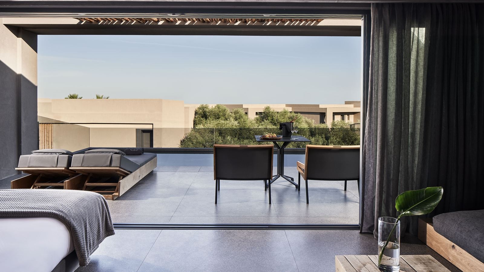 rooms-premier-open-plan-suite-private-pool