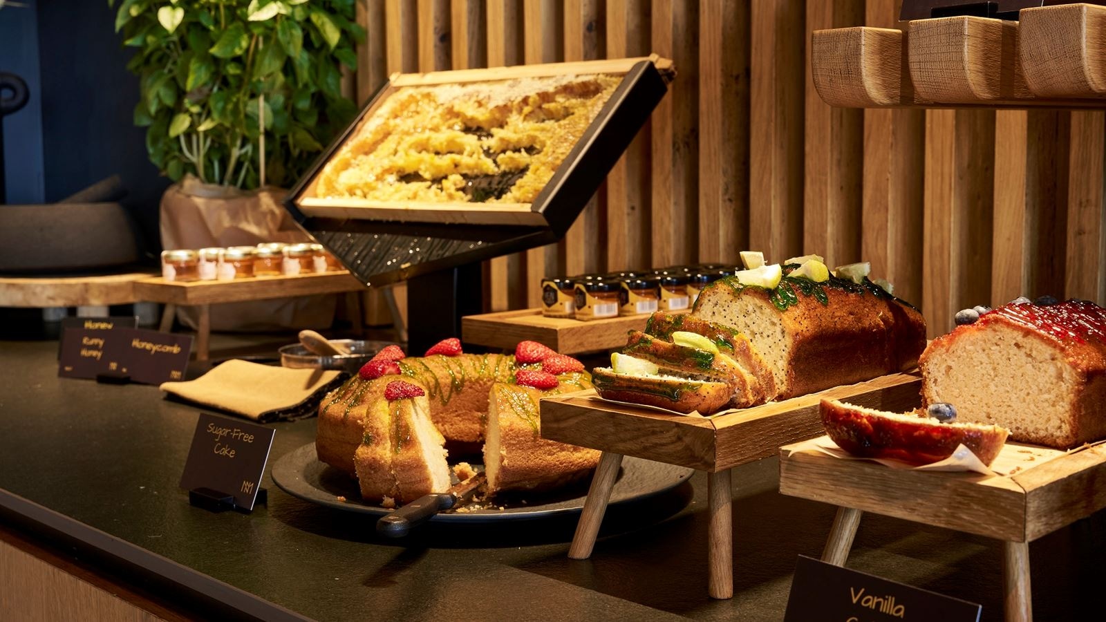 restaurants-euphoria-main-restaurant