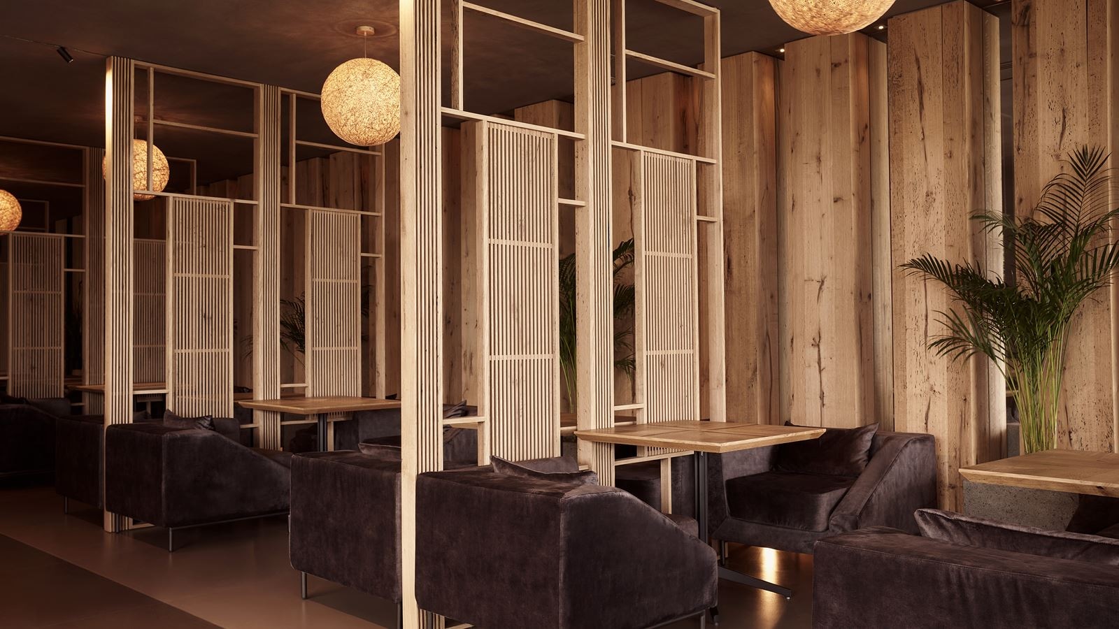 bars-divine-lobby-bar