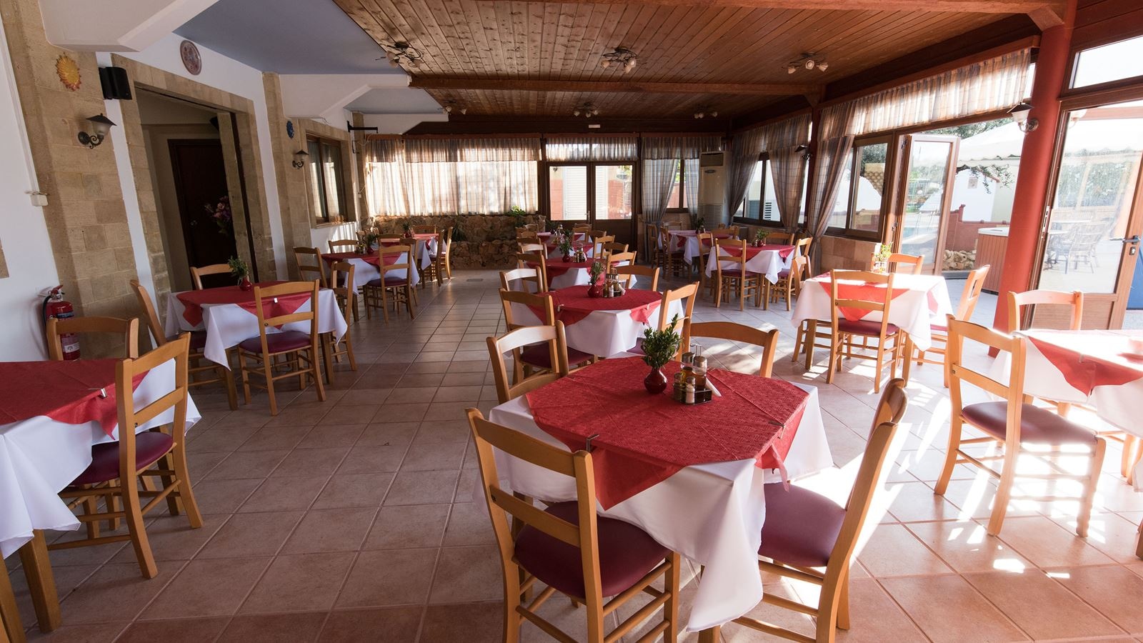 restaurants-main-restaurant