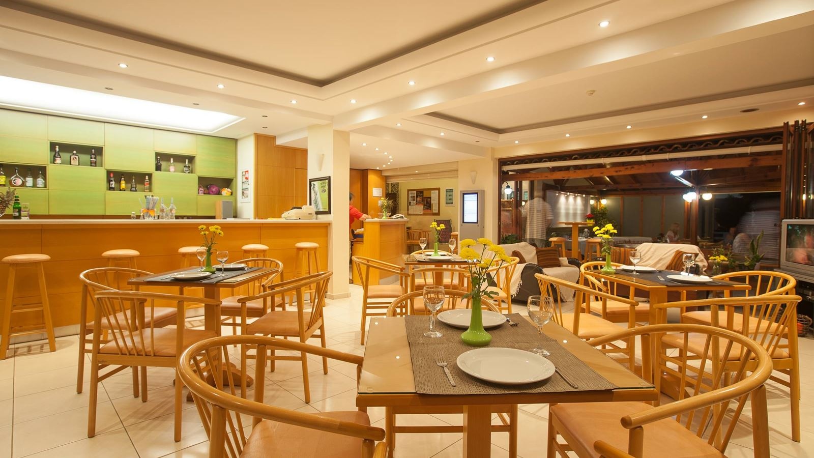 restaurants-breakfast-buffet