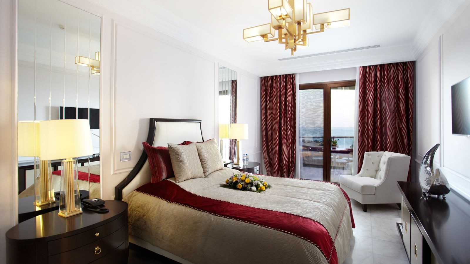 rooms-pomegranate-suite