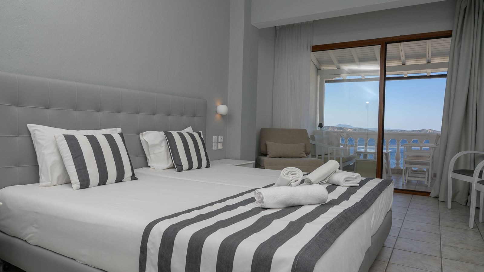 rooms-superior-double-room