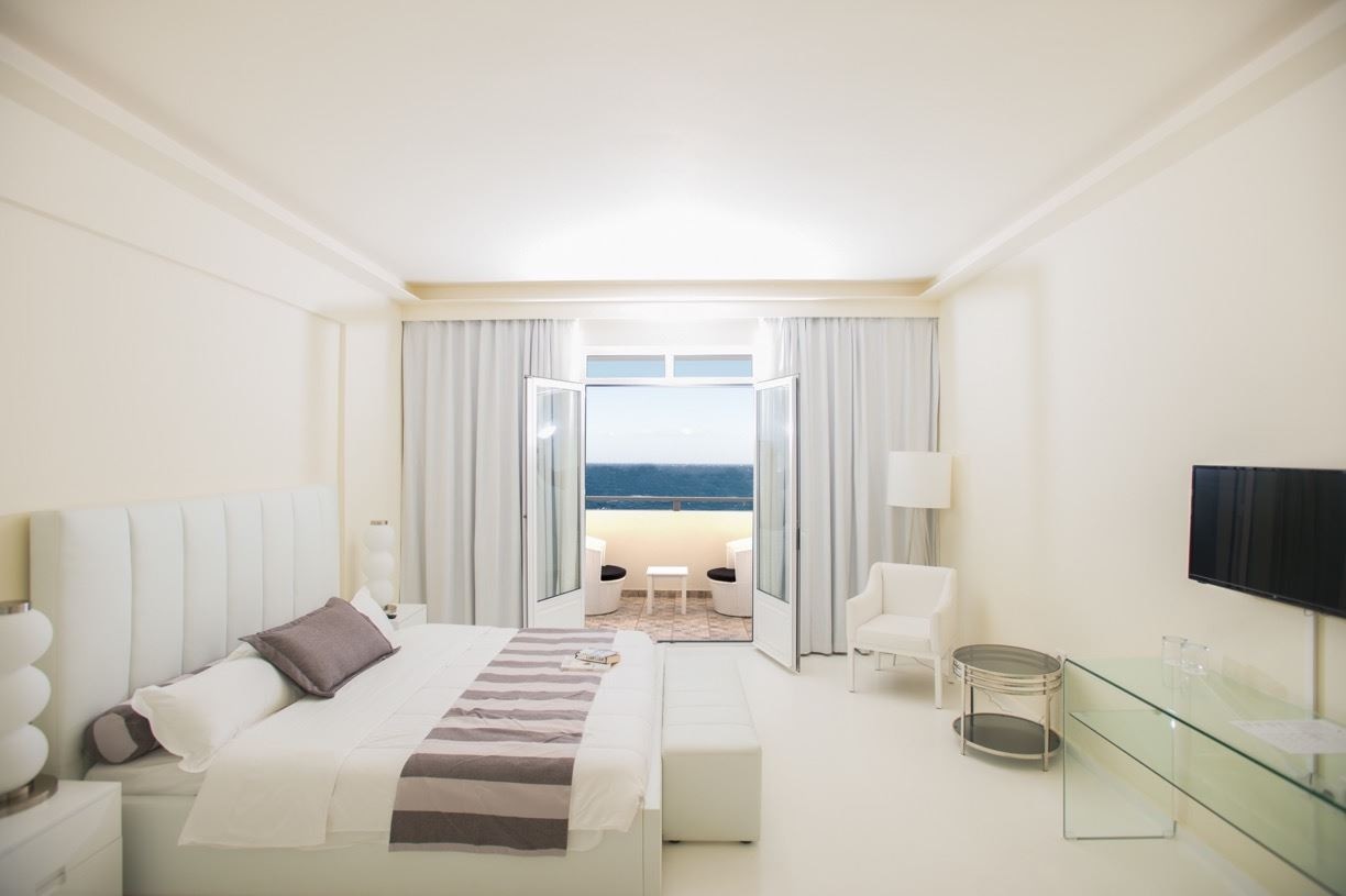 rooms-superior-room-sea-view