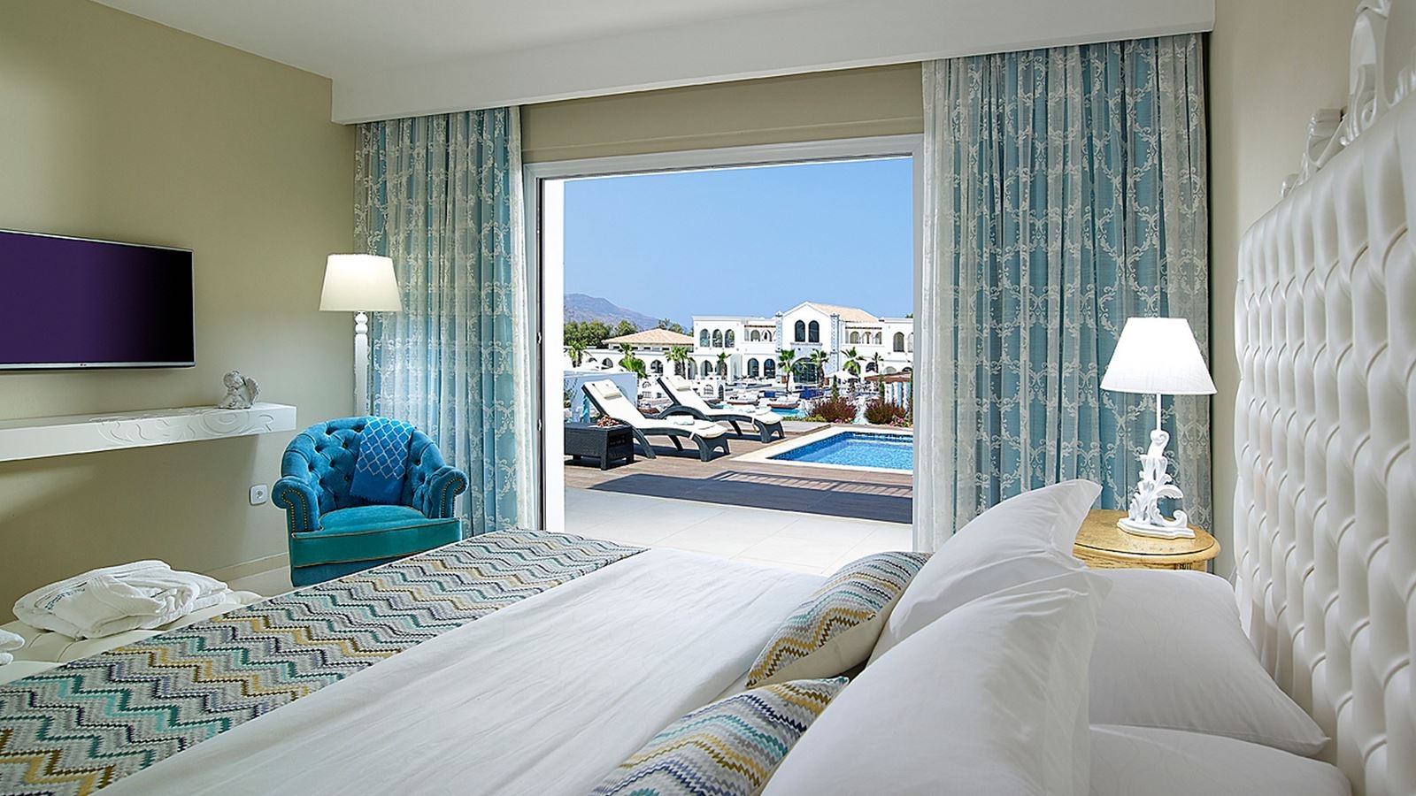 rooms-room-deluxe-private-pool