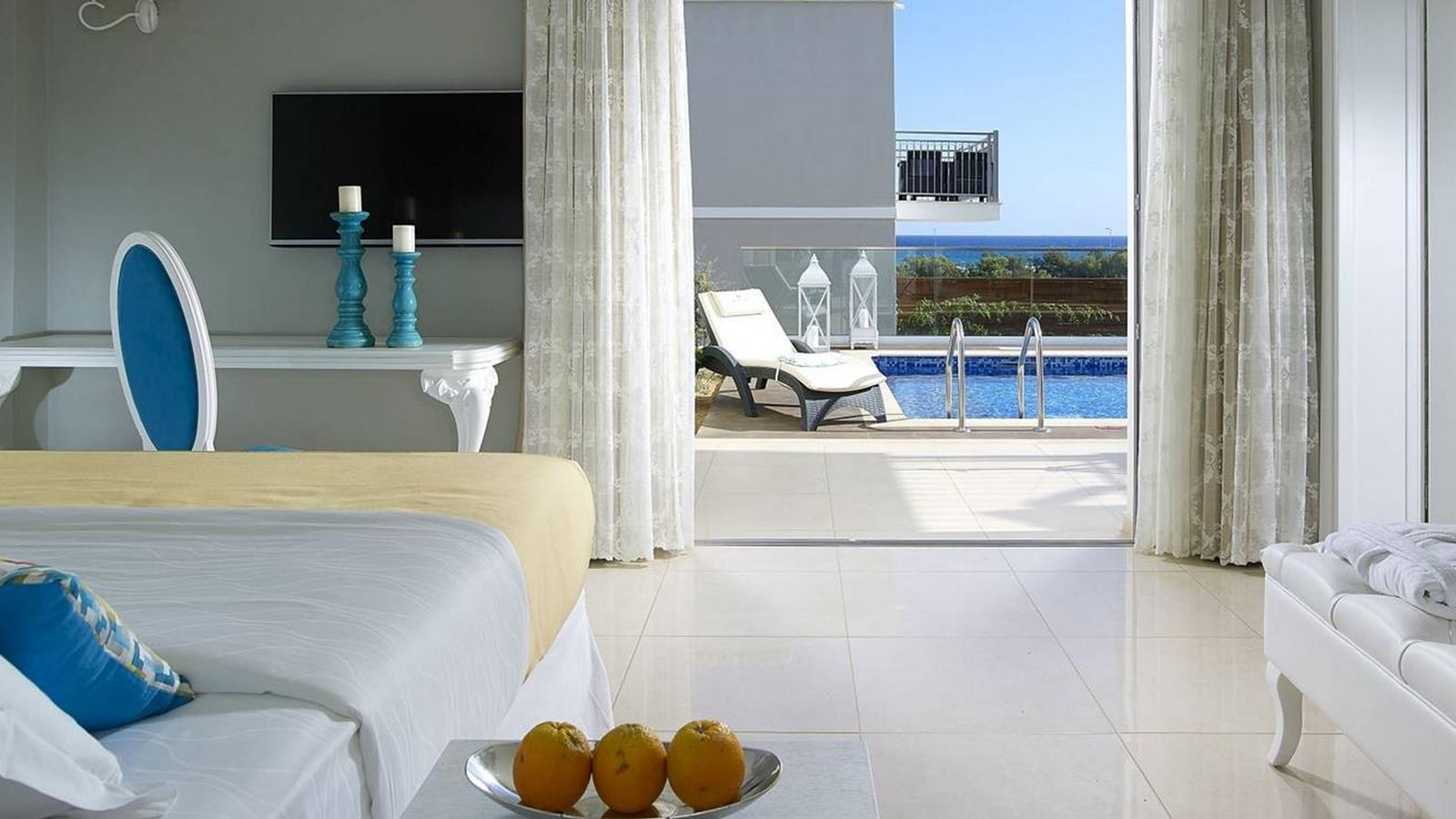 rooms-suite-deluxe-private-pool