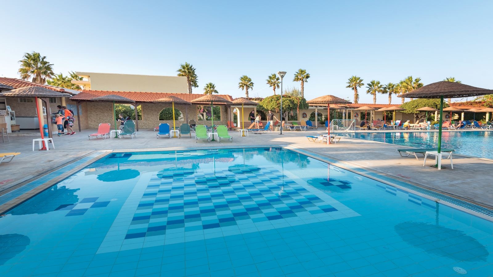 pools-outdoor-childrens-pool