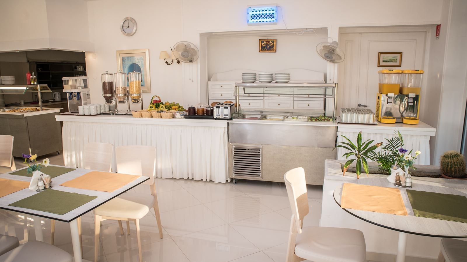 restaurants-main-restaurant