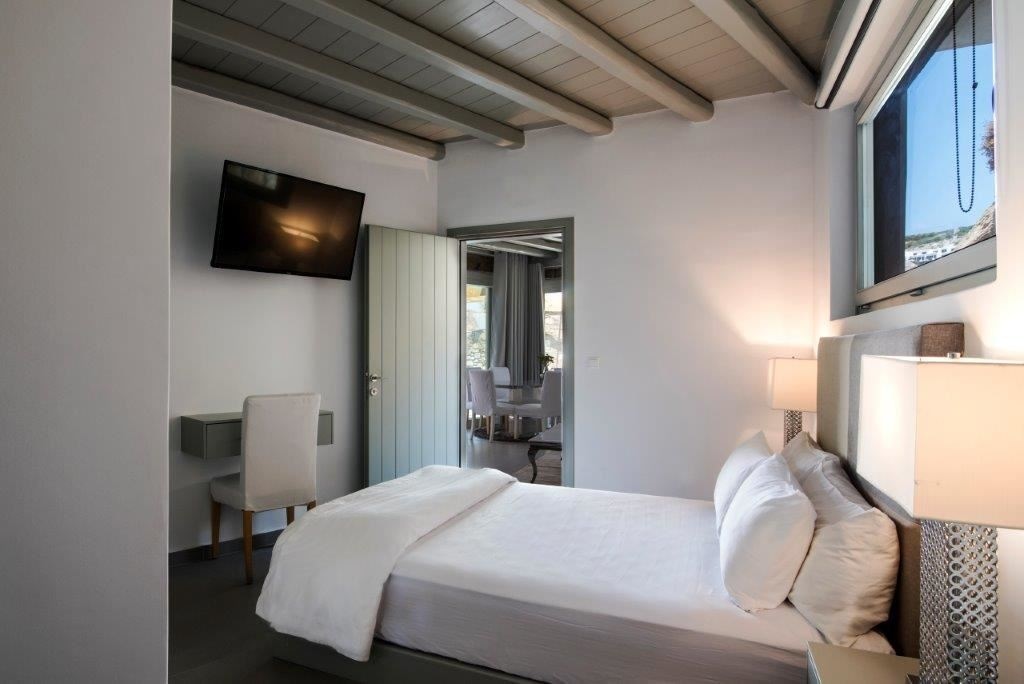 rooms-grand-deluxe-three-bedroom-villa-with-private-pool-and-sea-view