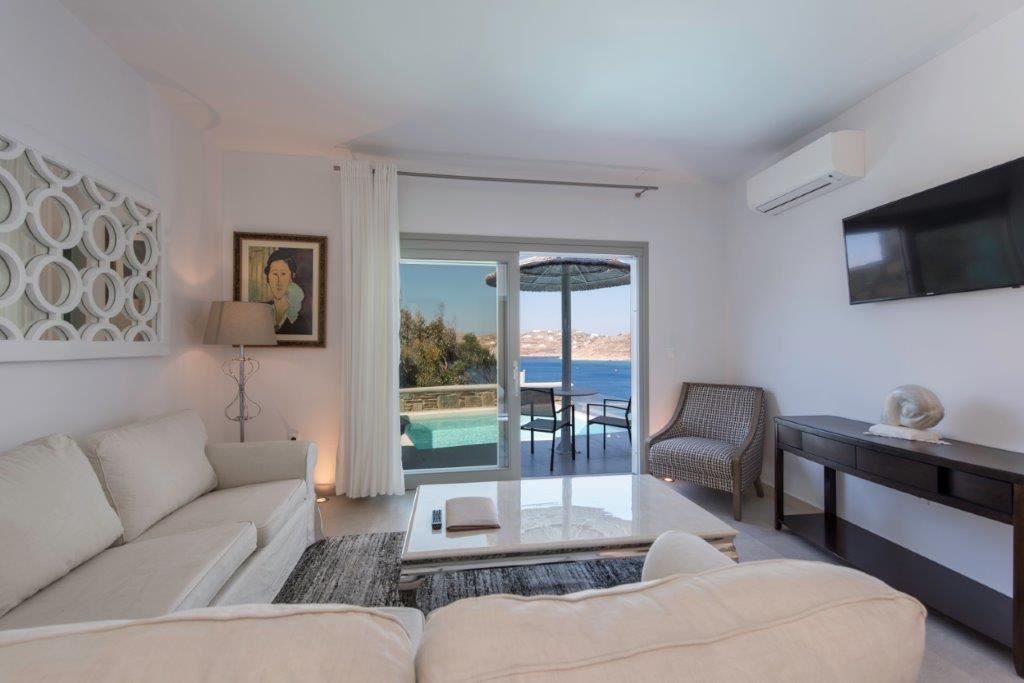rooms-grand-deluxe-two-bedroom-villa-with-private-pool-and-sea-view