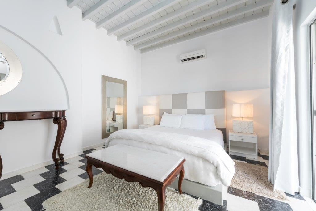 rooms-superior-room-side-sea-view