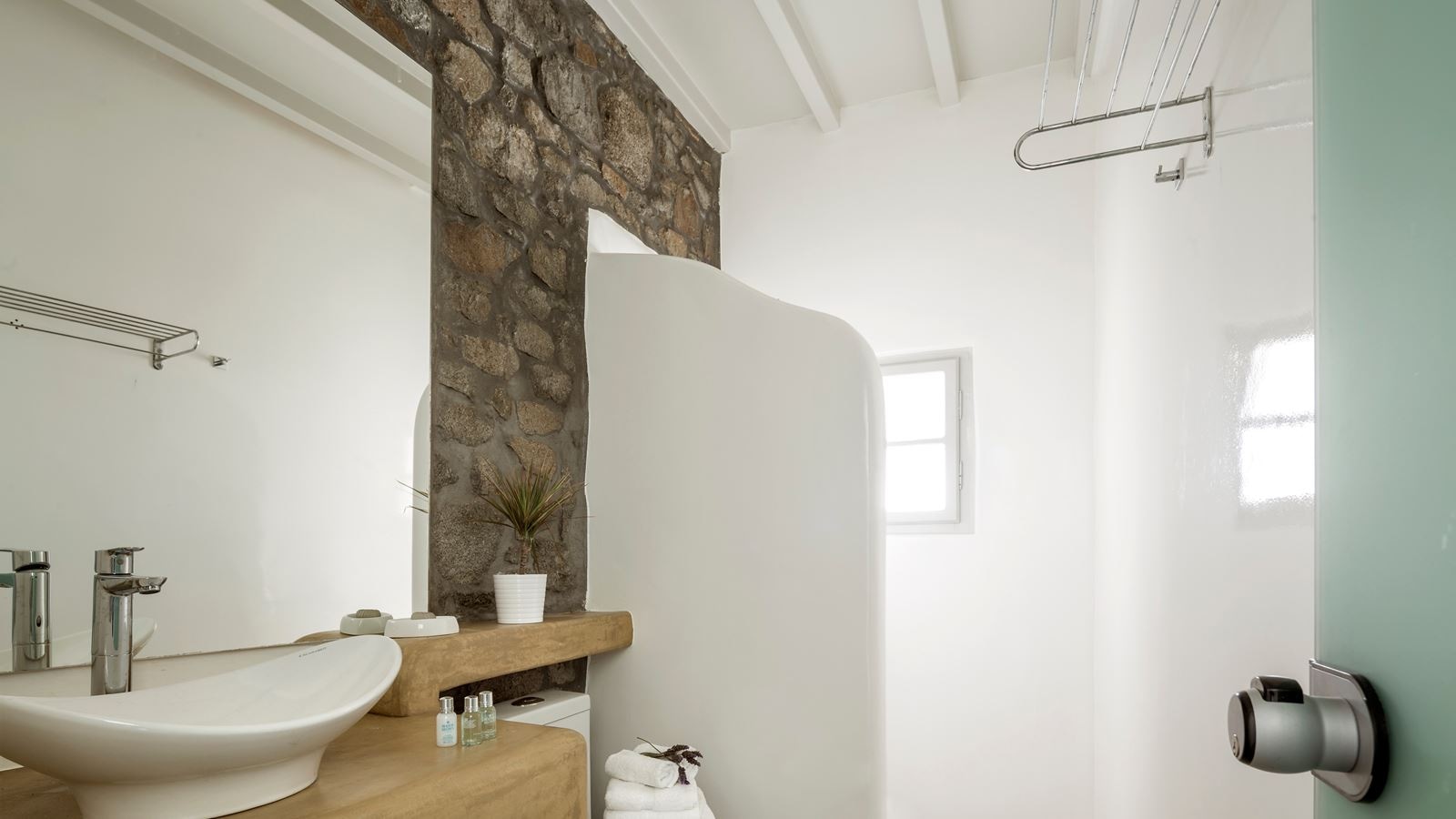 rooms-deluxe-suite-with-private-pool-and-sea-view