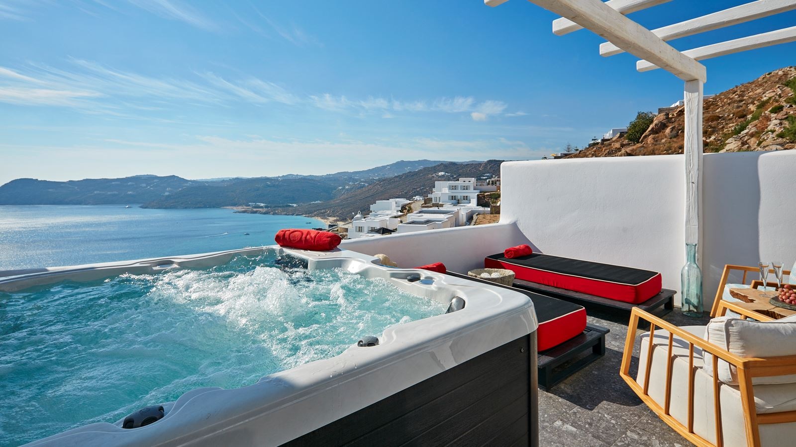 rooms-villa-pool-view-one-bedroom